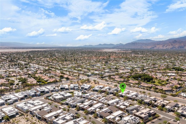 825 Fountain Drive, Palm Springs CA: https://media.crmls.org/medias/9ab62da1-f13c-4deb-8734-df1913633718.jpg