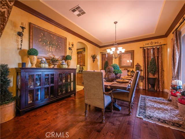 Detail Gallery Image 14 of 33 For 22425 Quiet Bay Dr, Corona,  CA 92883 - 5 Beds | 5/1 Baths