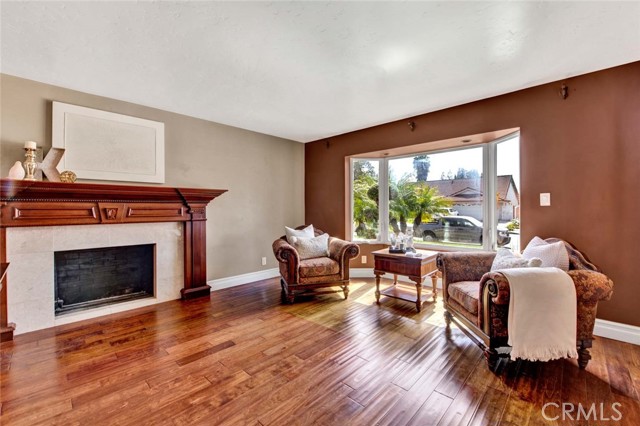 Detail Gallery Image 11 of 66 For 148 S Carousel St, Anaheim,  CA 92806 - 4 Beds | 2/1 Baths