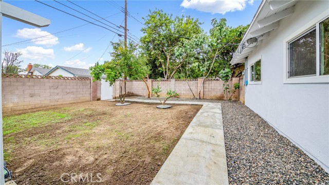 Detail Gallery Image 21 of 23 For 7851 Nita Ave, Canoga Park,  CA 91304 - 4 Beds | 2 Baths