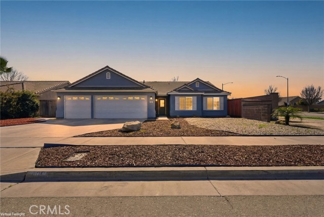 Detail Gallery Image 2 of 51 For 865 Avalon Dr, Lemoore,  CA 93245 - 5 Beds | 2 Baths