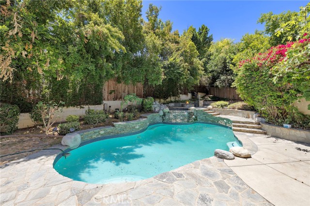 1181 Old Mill Rd, San Marino CA: https://media.crmls.org/medias/9ab7865d-a21e-42f0-97f8-f79f5f5d02be.jpg