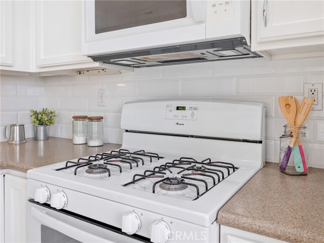 Detail Gallery Image 21 of 36 For 10364 Lakeshore Dr, Apple Valley,  CA 92308 - 2 Beds | 2 Baths