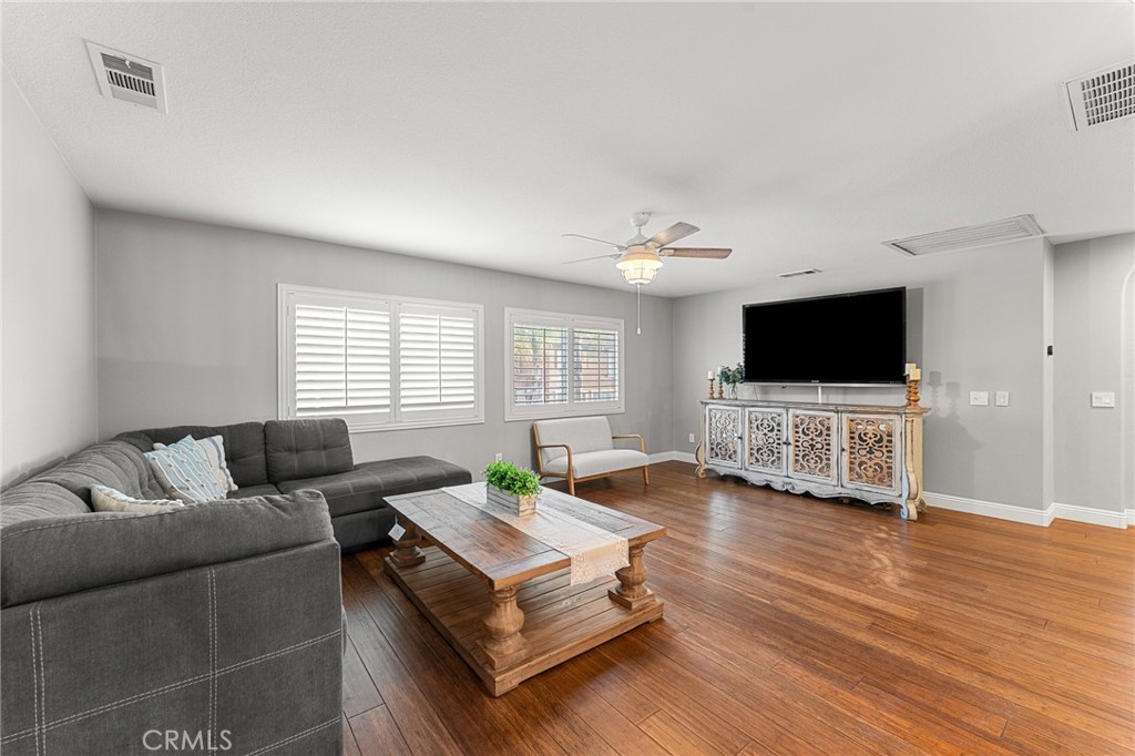 MLS #IV25160010 image #33