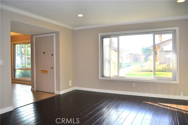 12700 Newport Avenue, Tustin CA: https://media.crmls.org/medias/9ab8097a-2d00-4f13-a10d-5e2c686fb1c7.jpg