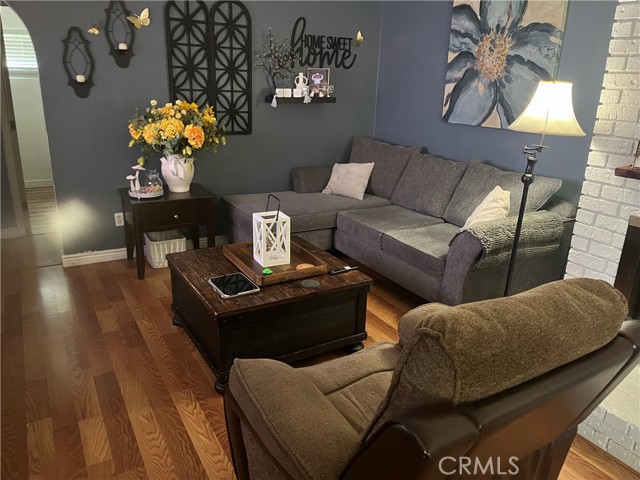 10457 50th Street, Jurupa Valley CA: https://media.crmls.org/medias/9ab9d184-3bba-4853-8990-2bbc47460b5d.jpg