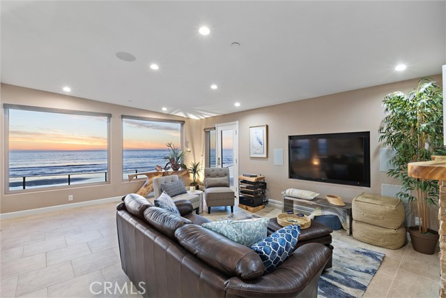 Detail Gallery Image 7 of 55 For 3352 Studio Dr, Cayucos,  CA 93430 - 3 Beds | 3 Baths