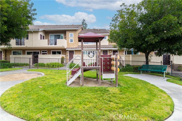 Detail Gallery Image 38 of 44 For 28456 Sassetta Way, Lake Forest,  CA 92679 - 2 Beds | 1 Baths