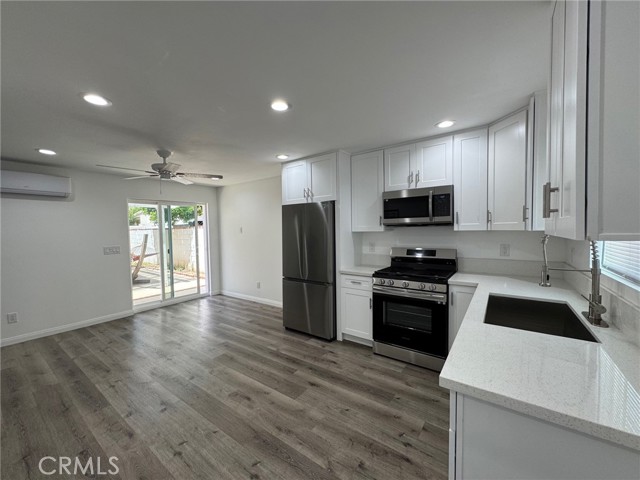 6836 Aura, Reseda CA: https://media.crmls.org/medias/9abb6fe6-cf6c-4e85-9df8-ec1aa5a5fe9f.jpg