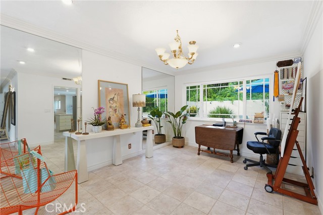 Image 10 of 32 For 22443 Robin Oaks