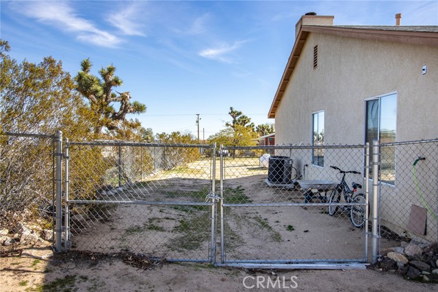 Detail Gallery Image 24 of 27 For 3619 Lexington, Yucca Valley,  CA 92284 - 3 Beds | 2 Baths