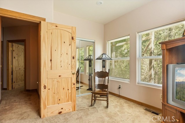 Detail Gallery Image 22 of 25 For 1053 Lausanne Dr, Crestline,  CA 92325 - 3 Beds | 2/1 Baths