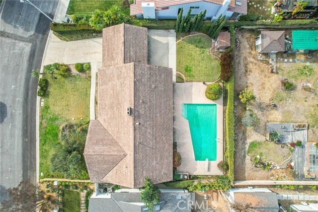 61 W Birchcroft Street, Arcadia CA: https://media.crmls.org/medias/9abd0af2-ecff-4400-96eb-2830f3ed0821.jpg