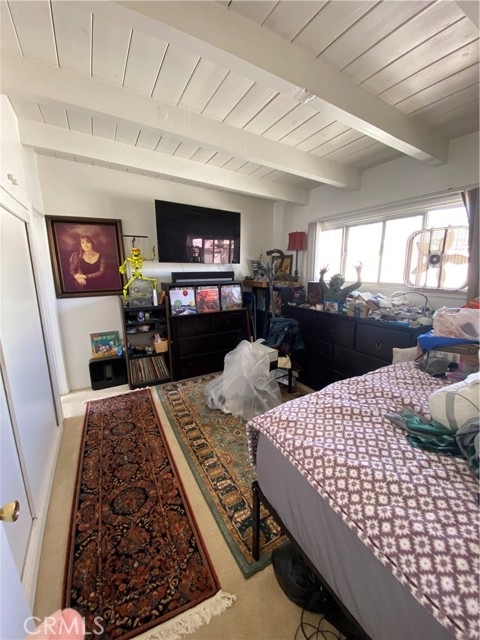 135 28th Street, Hermosa Beach CA: https://media.crmls.org/medias/9abd43c4-deb7-43b5-844b-3dc1d88b824c.jpg