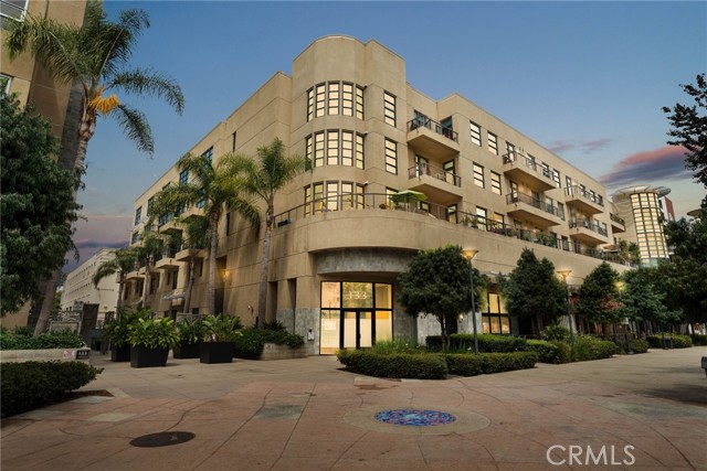 133 The N, Long Beach CA: https://media.crmls.org/medias/9abd5082-28f0-4462-8ea2-b8d5d296b099.jpg