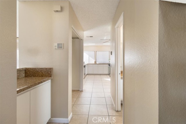 Detail Gallery Image 21 of 52 For 23599 Parkland Ave, Moreno Valley,  CA 92557 - 3 Beds | 2/1 Baths