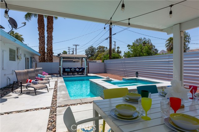 Detail Gallery Image 41 of 59 For 957 S Paseo Dorotea, Palm Springs,  CA 92264 - 3 Beds | 3 Baths