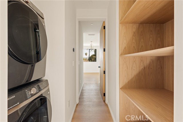 Detail Gallery Image 15 of 28 For 17852 Saticoy St, Reseda,  CA 91335 - – Beds | – Baths