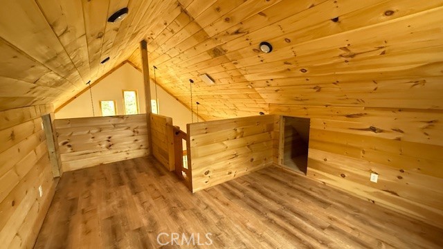https://media.crmls.org/medias/9abed5d1-28f1-451d-9757-b91ed921c7fd.jpg?preset=X-Large