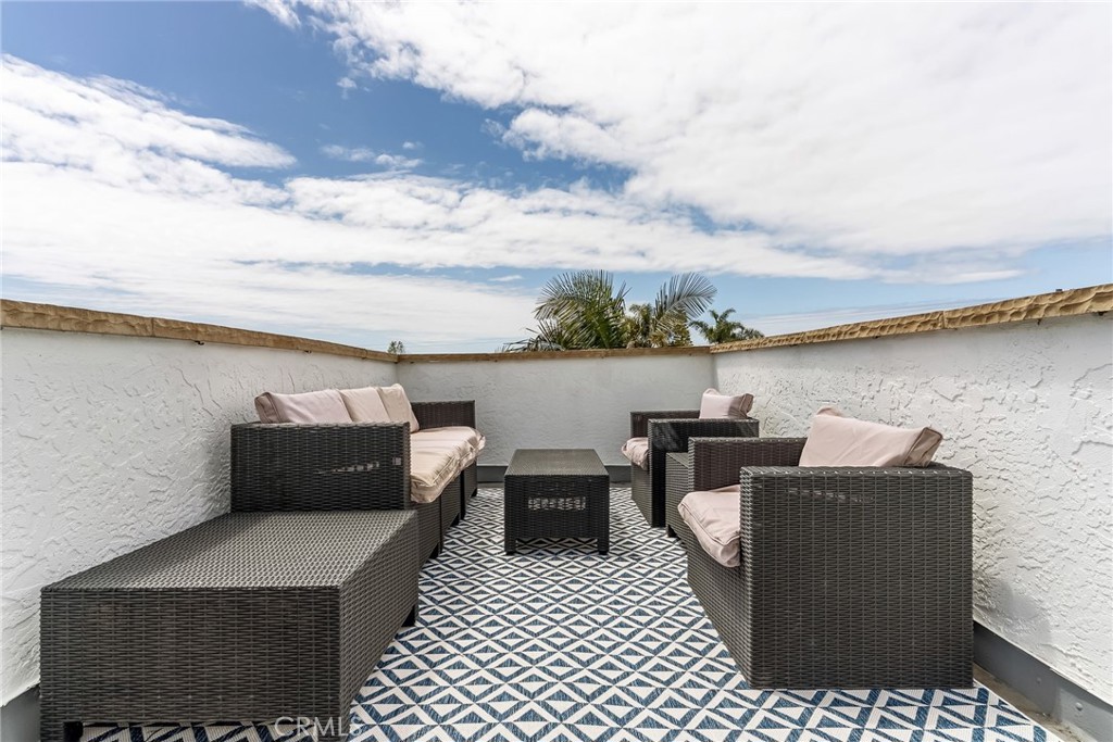 MLS #OC25184812 img 25