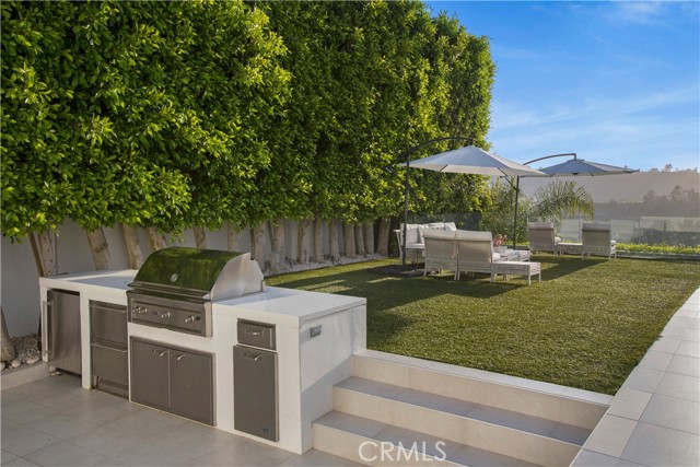 Detail Gallery Image 31 of 75 For 2791 Ellison Dr, Beverly Hills,  CA 90210 - 6 Beds | 6 Baths