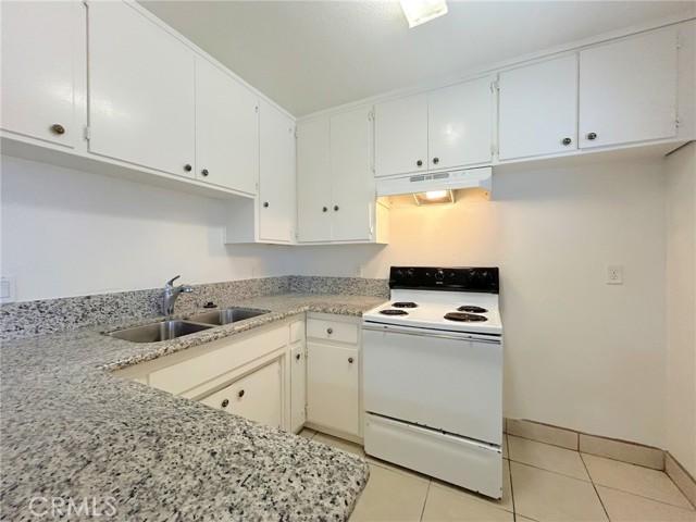 Detail Gallery Image 8 of 18 For 2778 Conejo Dr, San Bernardino,  CA 92404 - 2 Beds | 1 Baths