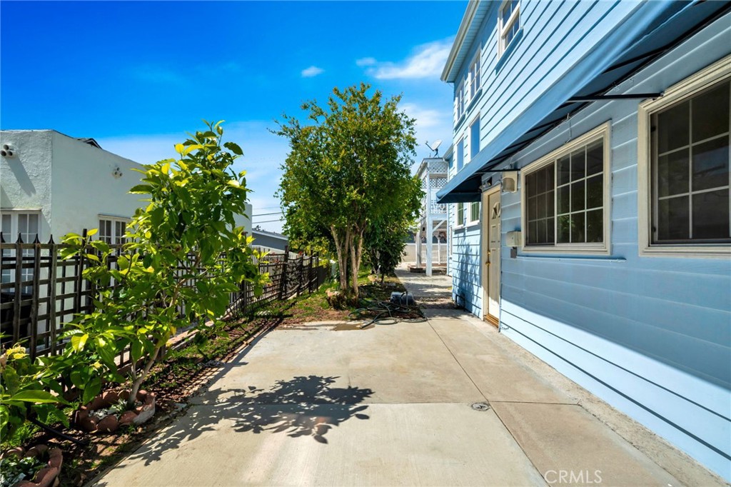 1521 N Columbus Avenue Glendale img 42