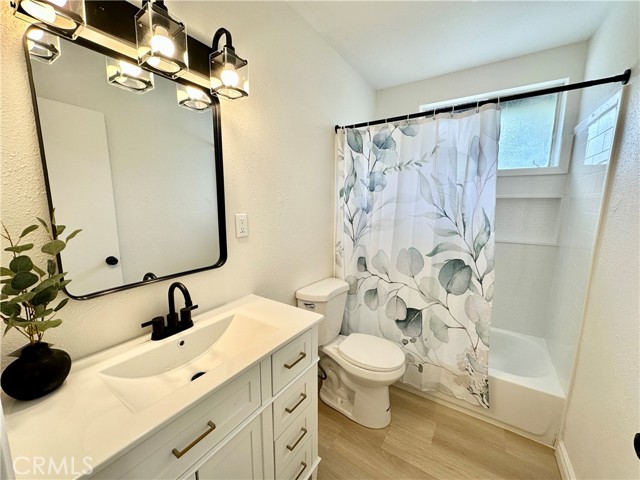 Detail Gallery Image 12 of 21 For 1439 Sheridan Rd, San Bernardino,  CA 92407 - 4 Beds | 2 Baths