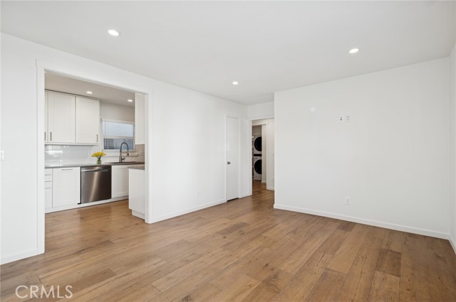 Detail Gallery Image 12 of 24 For 620 1/2 Acacia Ave, Corona Del Mar,  CA 92625 - 2 Beds | 2 Baths