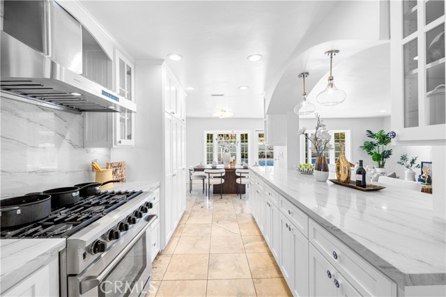 20 Grant, Irvine CA: https://media.crmls.org/medias/9ac1117b-924c-4990-abb7-187b3ab66a03.jpg