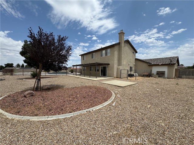 19004 Ivanpah Way, Apple Valley CA: https://media.crmls.org/medias/9ac15cbe-6d11-440f-905f-5b3a6af47af4.jpg