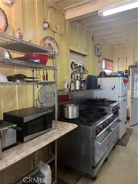 18727 Skyway, Stirling City CA: https://media.crmls.org/medias/9ac16c8e-cdc9-48bc-9d62-50dc1f24f44c.jpg
