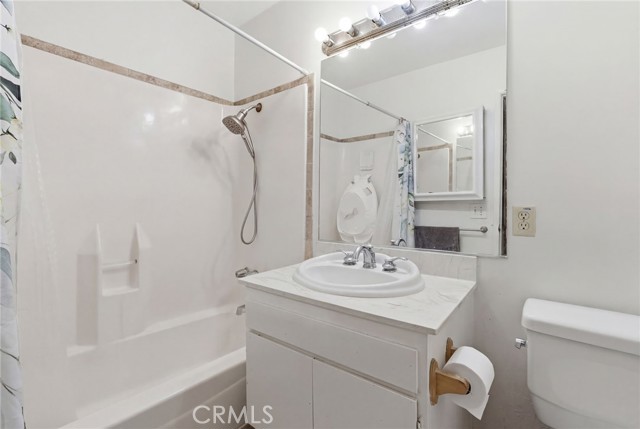 Detail Gallery Image 9 of 23 For 1077 Westpark, Corona,  CA 92882 - 4 Beds | 2 Baths