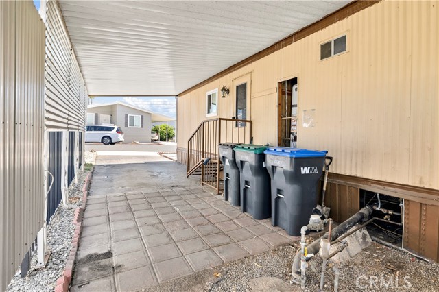 Image 20 of 24 For 43601 Florida Avenue 64