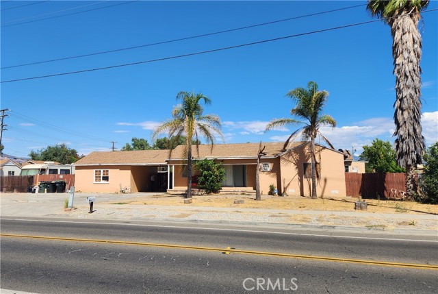 Detail Gallery Image 1 of 1 For 248 N Palm Ave, Hemet,  CA 92543 - 3 Beds | 3 Baths