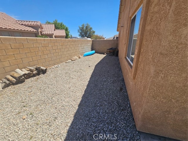Detail Gallery Image 16 of 25 For 2657 Colorado River Rd, Blythe,  CA 92225 - 3 Beds | 2 Baths