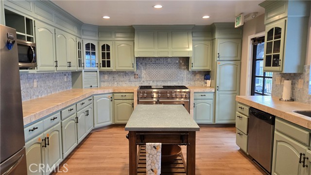 Detail Gallery Image 20 of 25 For 16462 Poipu Ln, Huntington Beach,  CA 92649 - 2 Beds | 2 Baths