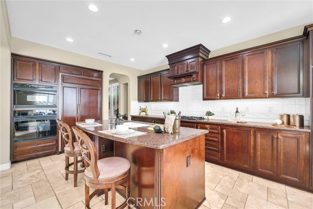Detail Gallery Image 30 of 45 For 3328 S Crawford, Santa Ana,  CA 92704 - 5 Beds | 4/1 Baths