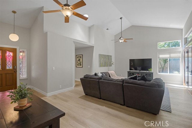 Detail Gallery Image 9 of 47 For 24 Fuchsia Way, Chico,  CA 95926 - 3 Beds | 2 Baths