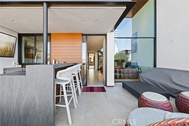 Detail Gallery Image 27 of 32 For 1509 E Bay Ave, Newport Beach,  CA 92661 - 4 Beds | 4/1 Baths