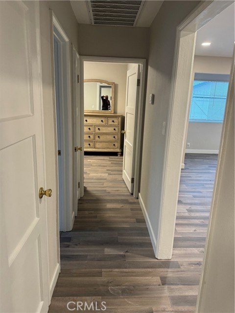 Detail Gallery Image 9 of 13 For 18201 Topham, Tarzana,  CA 91335 - 2 Beds | 1 Baths