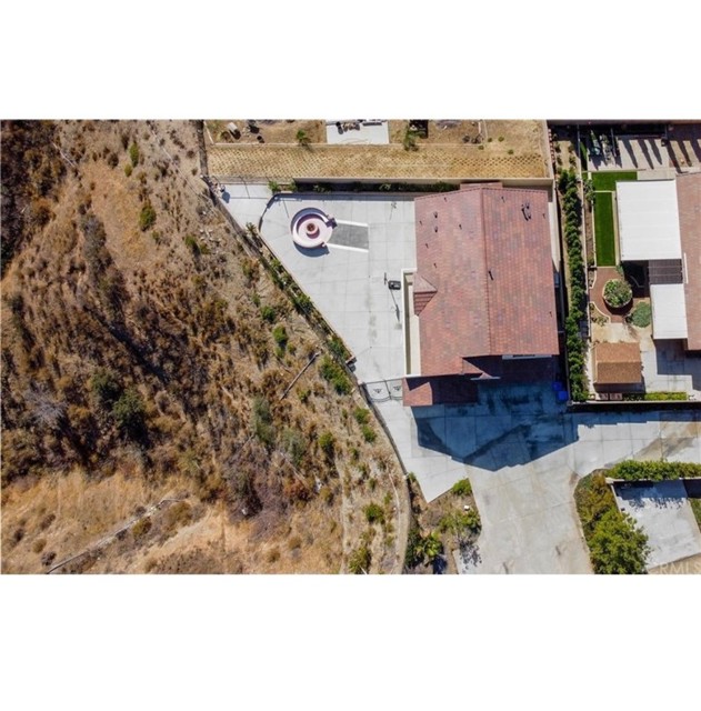 5491 N Pinnacle Lane, San Bernardino CA: https://media.crmls.org/medias/9ac53cf4-b1ec-4dd3-8abd-cf5ff254ed16.jpg