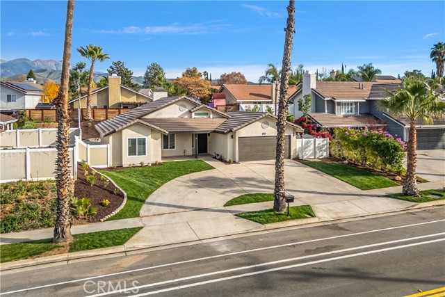 304 N Dearborn, Redlands CA: https://media.crmls.org/medias/9ac5a004-24d7-4074-848c-ac56793becf7.jpg