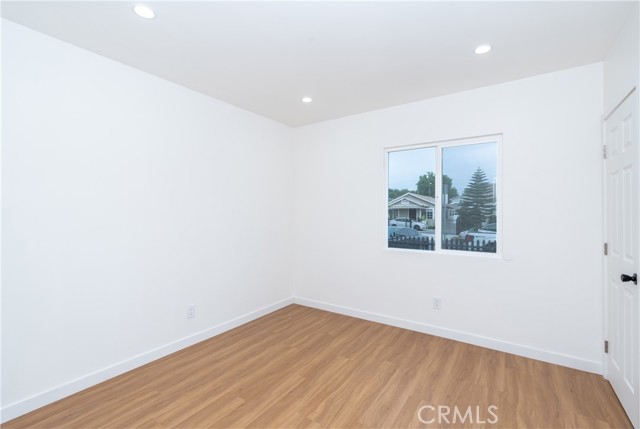 Detail Gallery Image 13 of 48 For 158 E 85th, Los Angeles,  CA 90003 - – Beds | – Baths