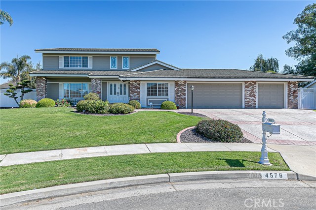 Detail Gallery Image 2 of 39 For 4576 Cameo Pl, Santa Maria,  CA 93455 - 4 Beds | 3 Baths