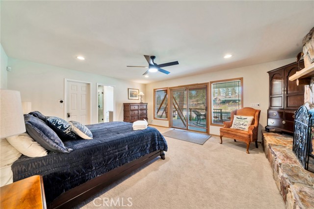 Detail Gallery Image 22 of 61 For 40034 Lakeview Dr, Big Bear Lake,  CA 92315 - 4 Beds | 3/1 Baths