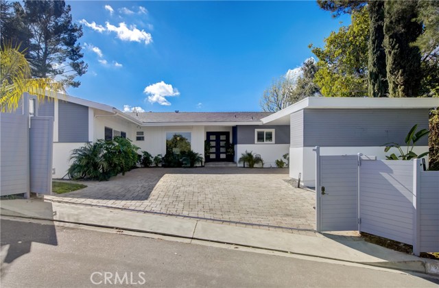 Image 2 for 3669 Royal Meadow Rd, Sherman Oaks, CA 91403
