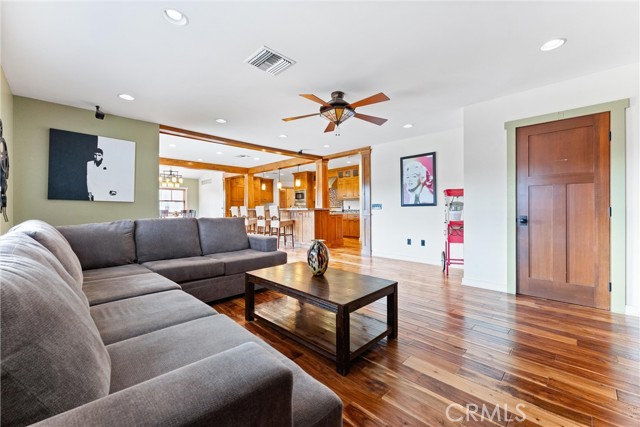 1944 W Lullaby Lane, Anaheim CA: https://media.crmls.org/medias/9ac97b73-5ab4-4d5d-abb2-835cbbed4aba.jpg