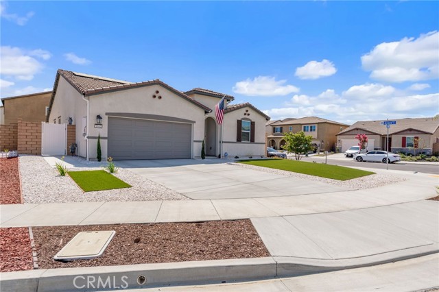 Detail Gallery Image 3 of 42 For 1942 Old Steel Way, Hemet,  CA 92545 - 3 Beds | 2 Baths