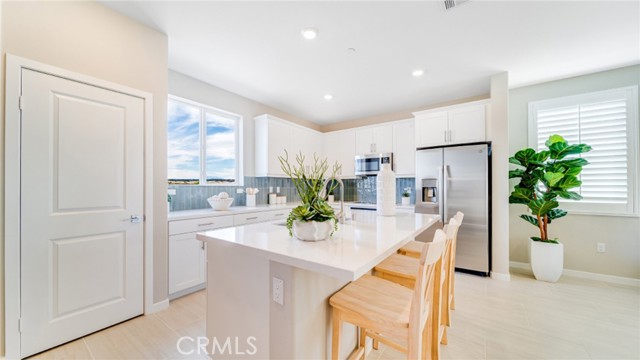 Detail Gallery Image 4 of 29 For 26125 Mercury Dr, Loma Linda,  CA 92373 - 4 Beds | 3 Baths